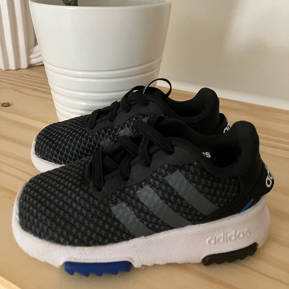 Adidas Racer TR 2.0 Black White Slip on Sneakers Toddler’s Size 5K